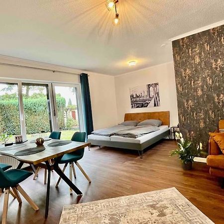 Studioappartement Mit Privatgarten In Ruhiger Wohnsiedlung Neumünster Exteriér fotografie