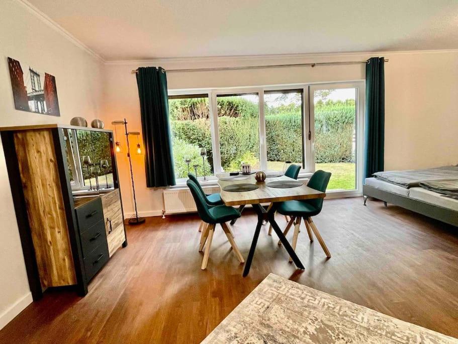 Studioappartement Mit Privatgarten In Ruhiger Wohnsiedlung Neumünster Exteriér fotografie