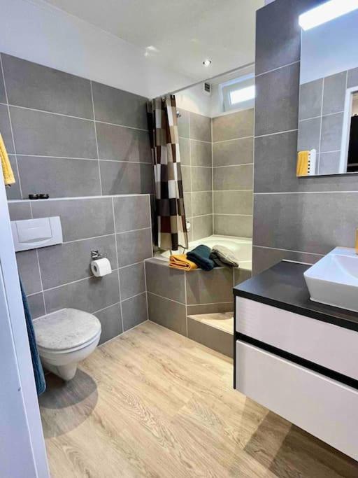 Studioappartement Mit Privatgarten In Ruhiger Wohnsiedlung Neumünster Exteriér fotografie