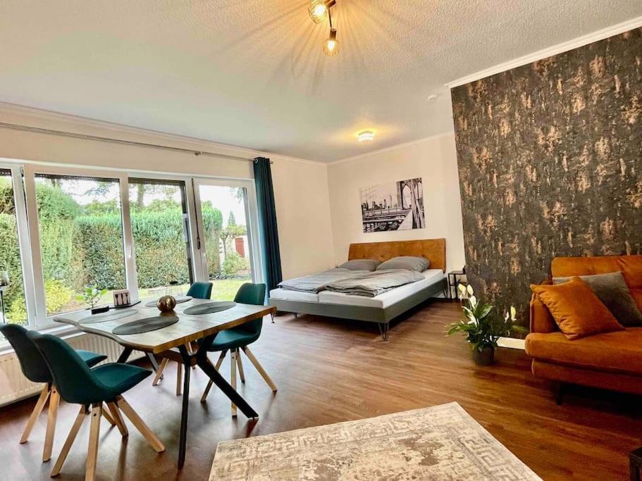 Studioappartement Mit Privatgarten In Ruhiger Wohnsiedlung Neumünster Exteriér fotografie